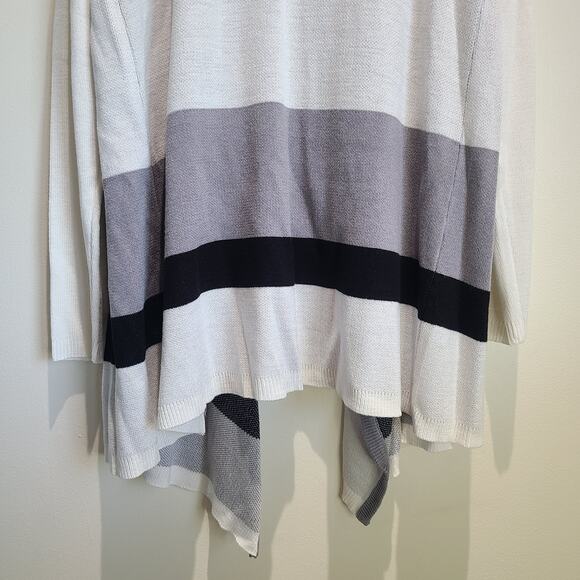 Torrid Cardigan Size 0 Large Long Sleeve Drape Sweater Coat Striped Open Front - Picture 9 of 12